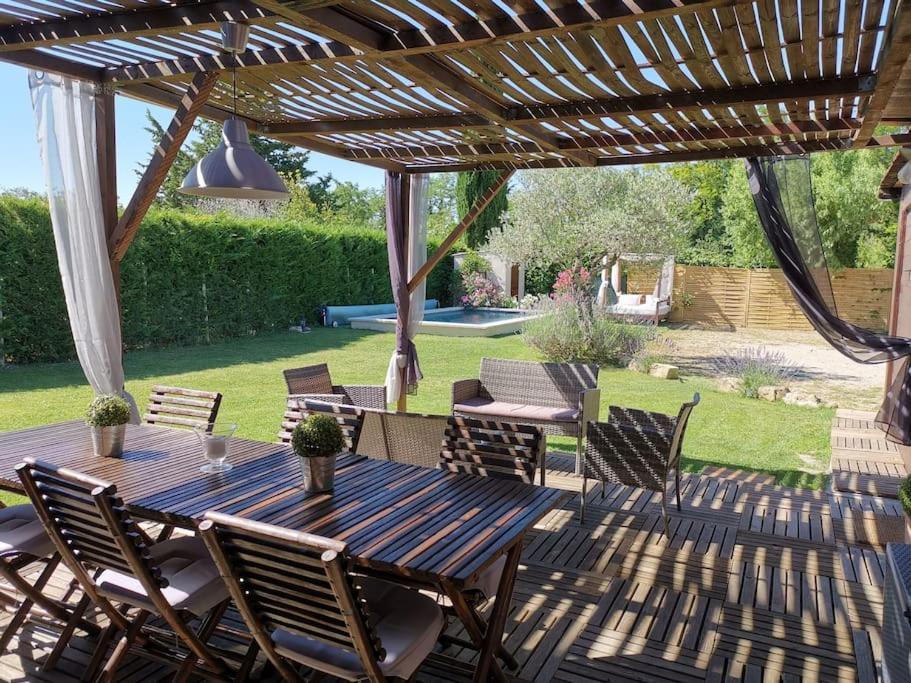 Le Cabanon Tendance Du Luberon Mérindol Eksteriør billede